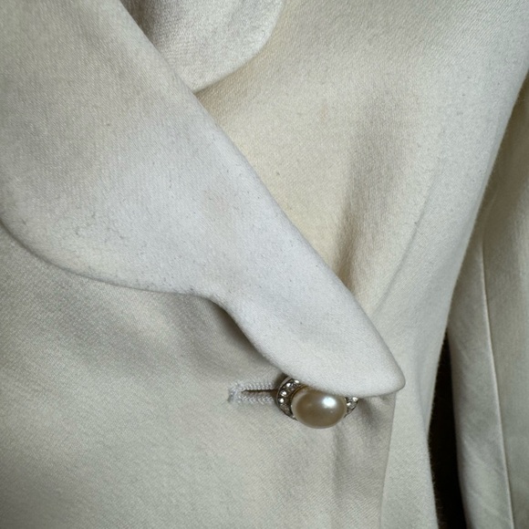 Valentino Vintage Cream Bolero - size X-Small - Picture 12 of 14